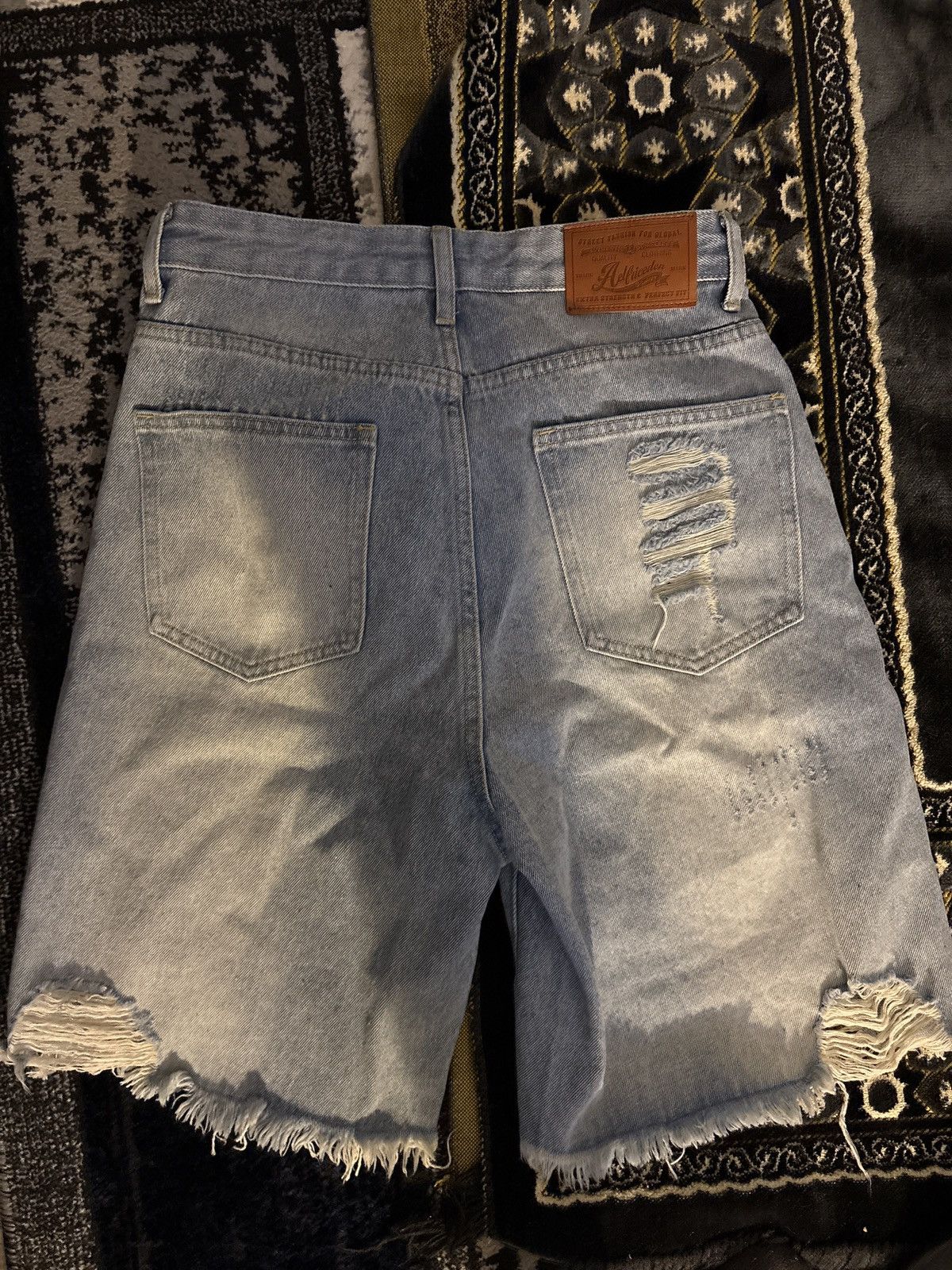 Other Elfric Eden Jorts Rhimestones Size US 26 / EU 42 - 2 Thumbnail