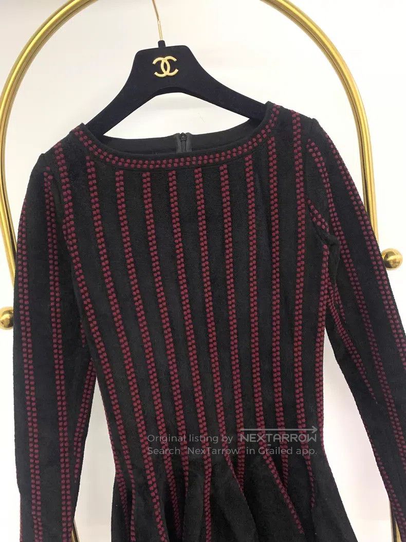 Alaia Alaia Black and Red Long Sleeve Dress Size XS / US 0-2 / IT 36-38 - 2 Thumbnail