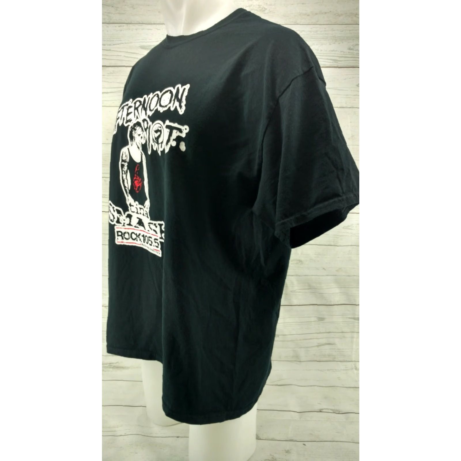 Gildan Gildan Shirt Men T-Shirt Rock Black XL WQXR 105.5 Afternoon Riot Theme Rock Band Event Modern Casual Everyday Short Sleeve Round Neck Car Size US XL / EU 56 / 4 - 3 Thumbnail