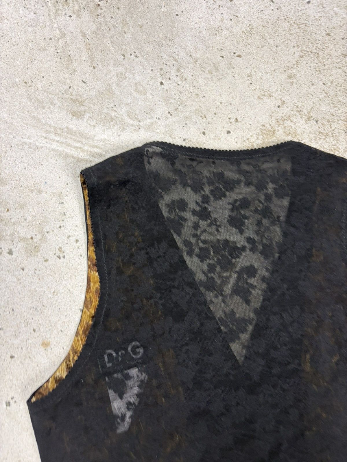 Dolce & Gabbana 2000s Dolce & Gabbana Black Viscose Lace Vest Sheer Size M / US 6-8 / IT 42-44 - 10 Thumbnail