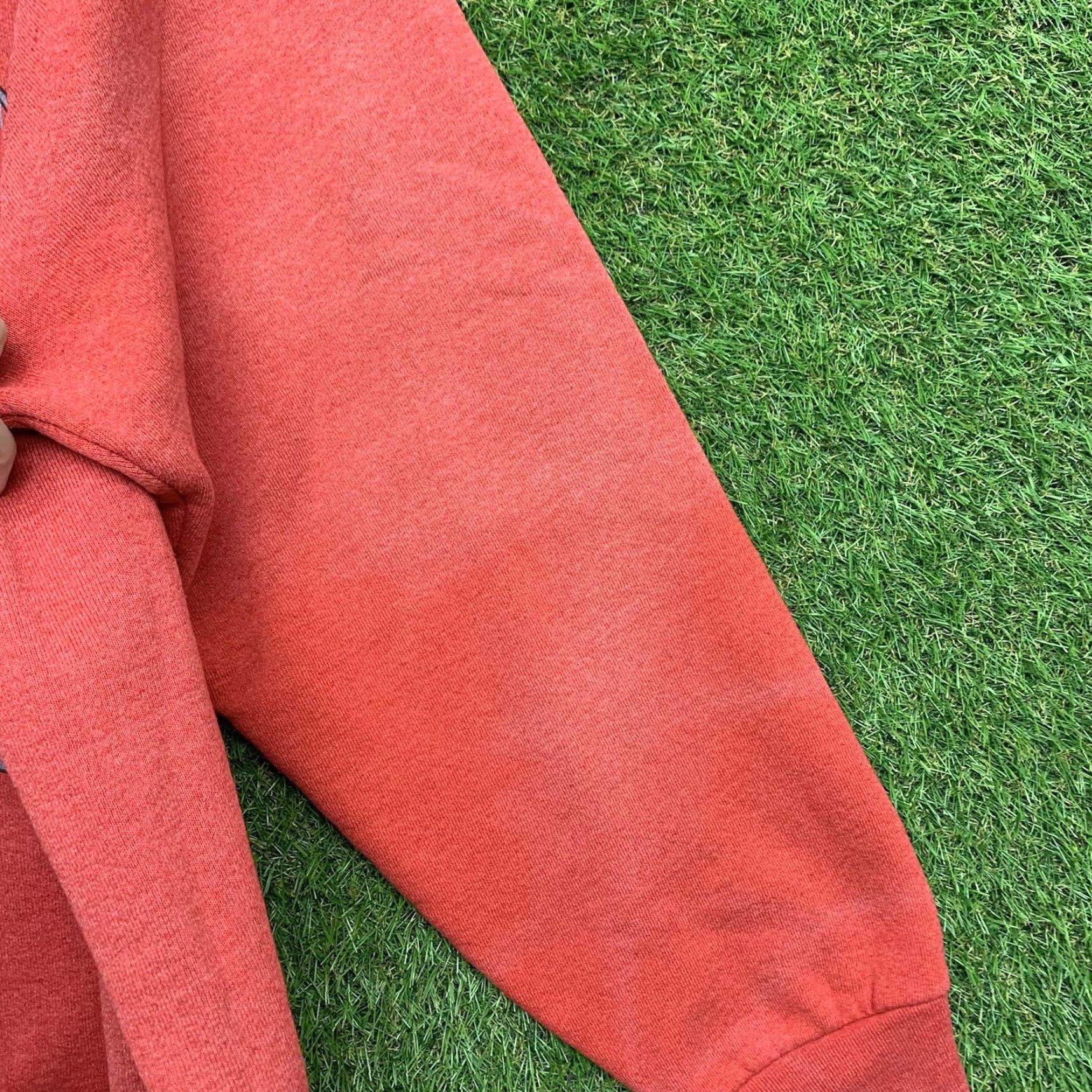 Hanes VINTAGE Hanes Wisconsin Badgers Sweatshirt Mens 2XL Red Crew Neck Rose Bowl Pullover Bucky Size US XXL / EU 58 / 5 - 6 Thumbnail