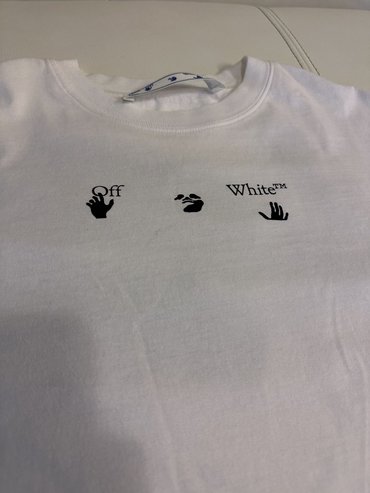 Off-White Off White Graffiti Logo Tee Size US L / EU 52-54 / 3 - 3 Thumbnail