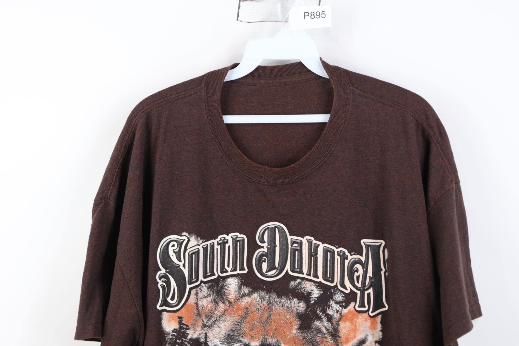Vintage Vintage 90s Y2K Streetwear South Dakota Wolf Nature T-Shirt Size US XL / EU 56 / 4 - 2 Thumbnail