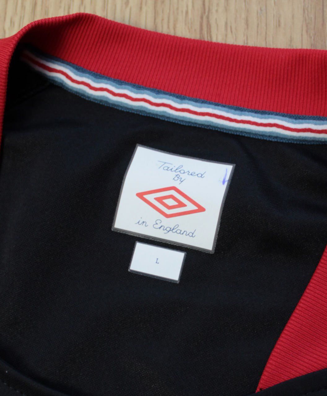Umbro 🔥 Umbro England 2010 2011 Training Jersey T Shirt Soccer Size US L / EU 52-54 / 3 - 3 Thumbnail