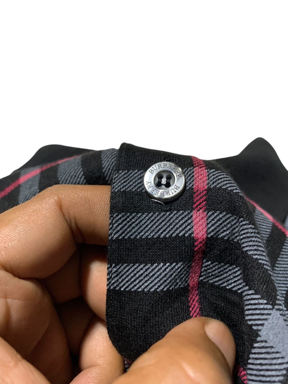 Burberry Vintage Burberry London black novacheck longsleeve polos Size US M / EU 48-50 / 2 - 3 Thumbnail