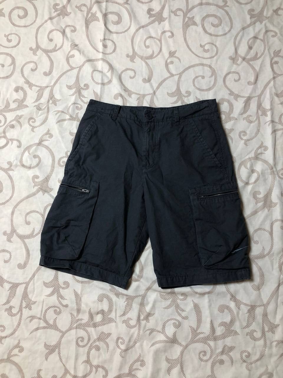 Nike Nike Cargo Shorts – Dark Navy/Black – Size 30 (Men’s M) Size US 30 / EU 46 - 1 Thumbnail