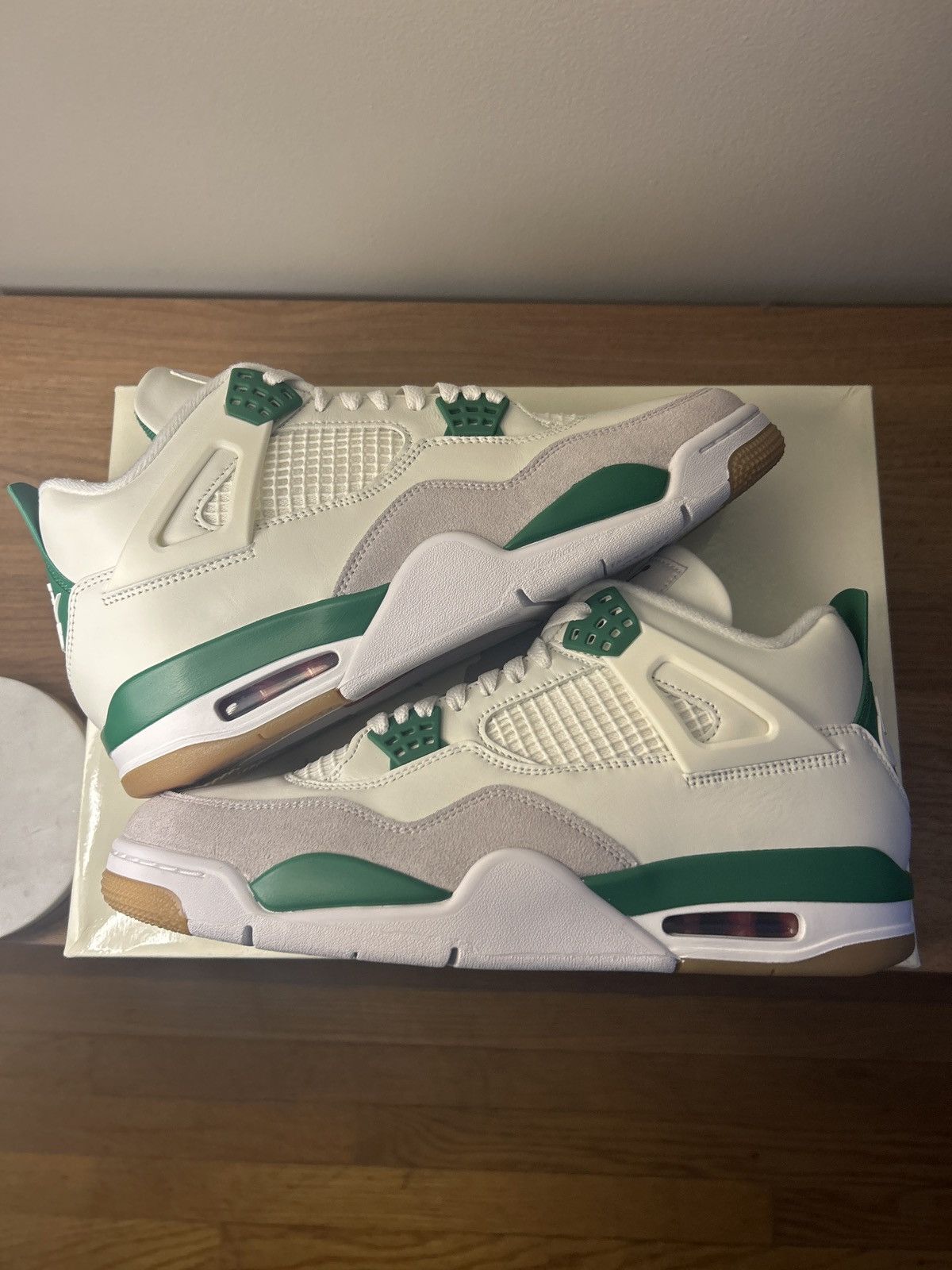 Jordan Brand Nike SB x Jordan 4 Pine Green Size US 10.5 / EU 43-44 - 2 Thumbnail