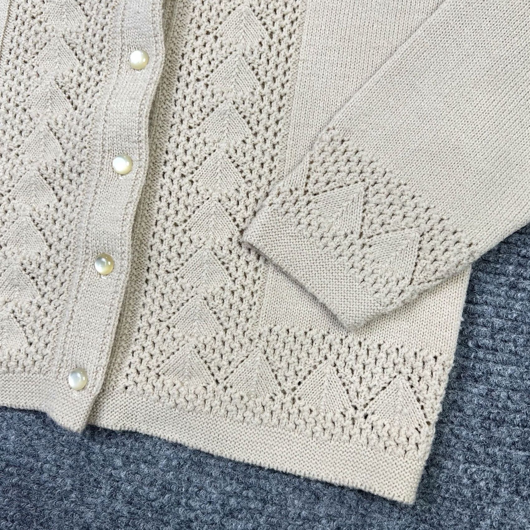 Vintage VINTAGE Parkway Knits Cardigan Shirt Women M Beige 90s Knit Heavyweight Crew Neck Buttoned Size M / US 6-8 / IT 42-44 - 5 Thumbnail
