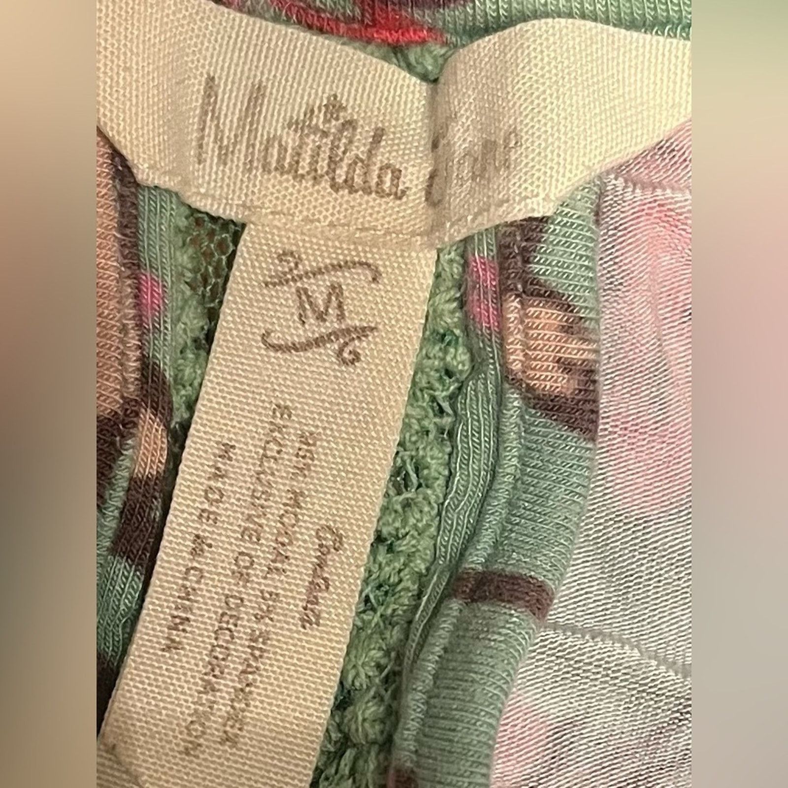 The Unbranded Brand Matilda Jane Weekend Away floral print tank top, size Medium Size M / US 6-8 / IT 42-44 - 5 Thumbnail