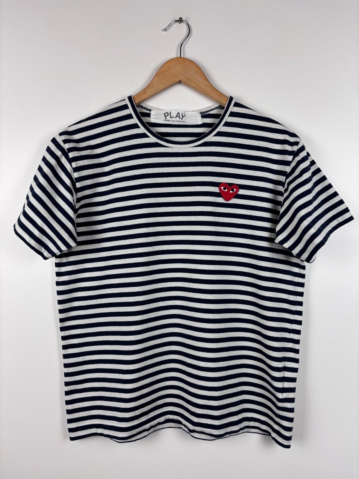 Comme des Garcons PLAY Comme Des Garcons Play Striped T-Shirt White Blue Size ~M Size M / US 6-8 / IT 42-44 - 1 Thumbnail