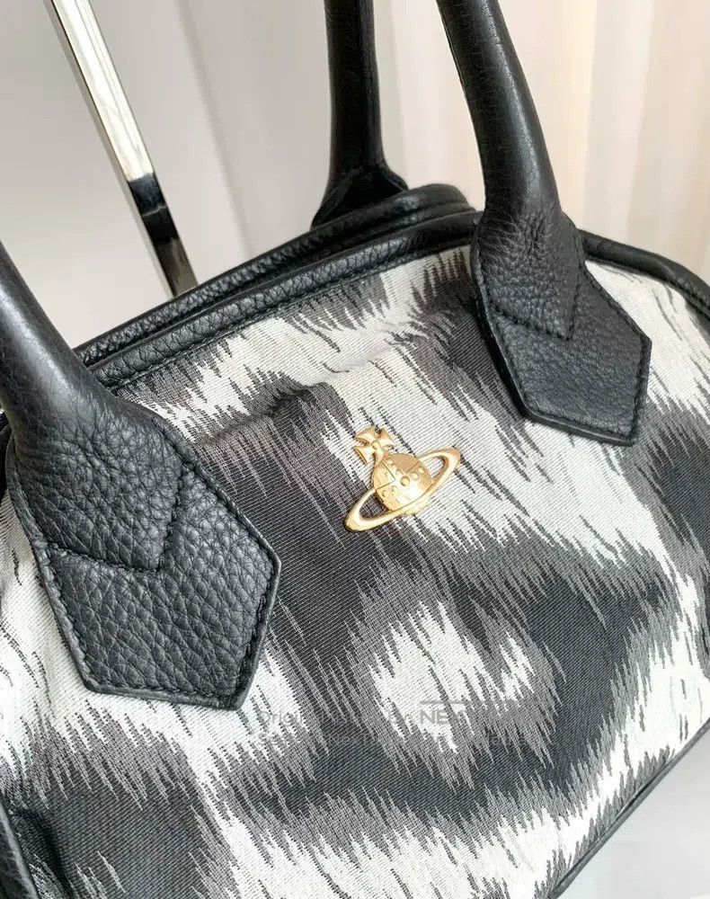 Vivienne Westwood Vivienne Westwood size os Vintage gray leopard print bowlin Size ONE SIZE - 4 Thumbnail