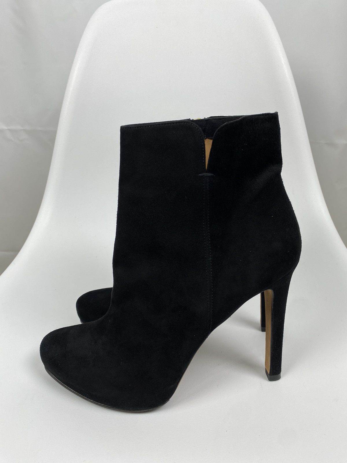 Designer Pura Lopez Suede Bootie size 40 Size US 10 / IT 40 - 4 Thumbnail