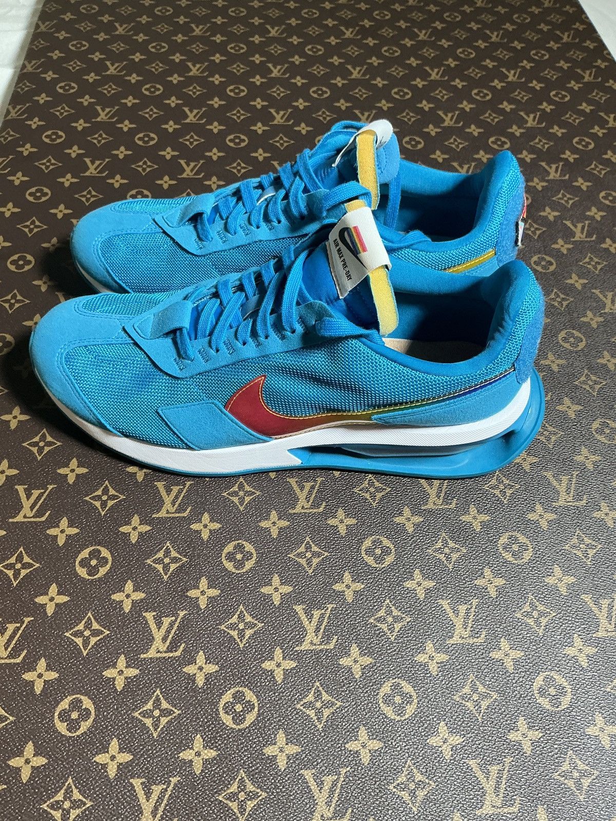 Nike Nike Air Max Pre-Day Pride Edition - Size 10.5 Size US 10.5 / EU 43-44 - 5 Thumbnail