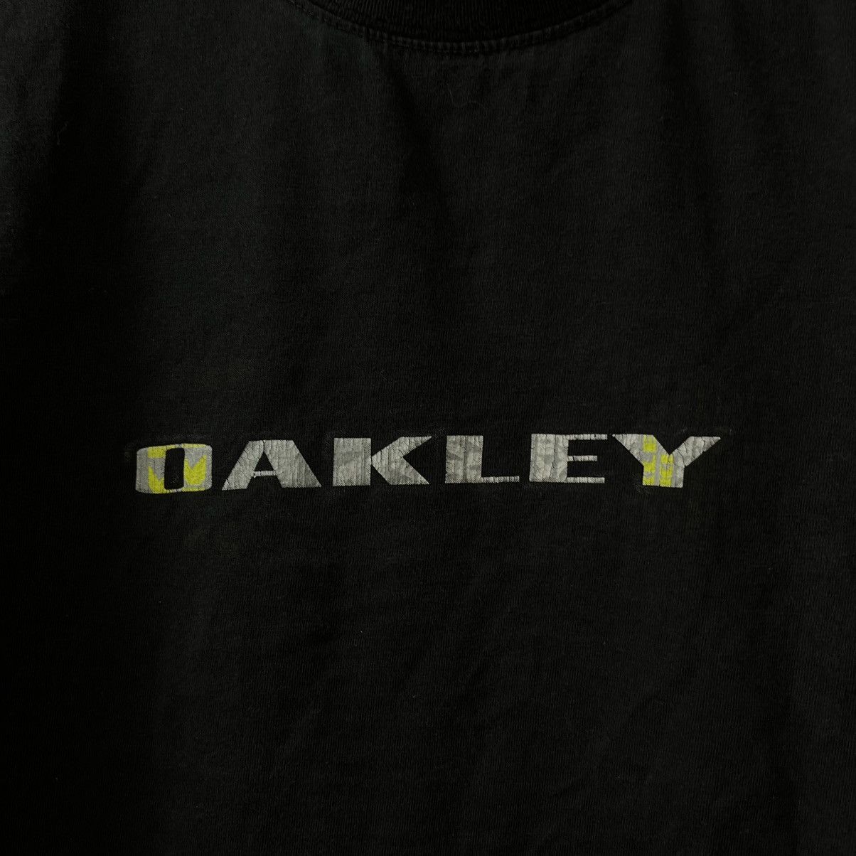 Oakley Vintage Oakley T-Shirt Big Logo Gorpcore 2000s Size US M / EU 48-50 / 2 - 5 Thumbnail