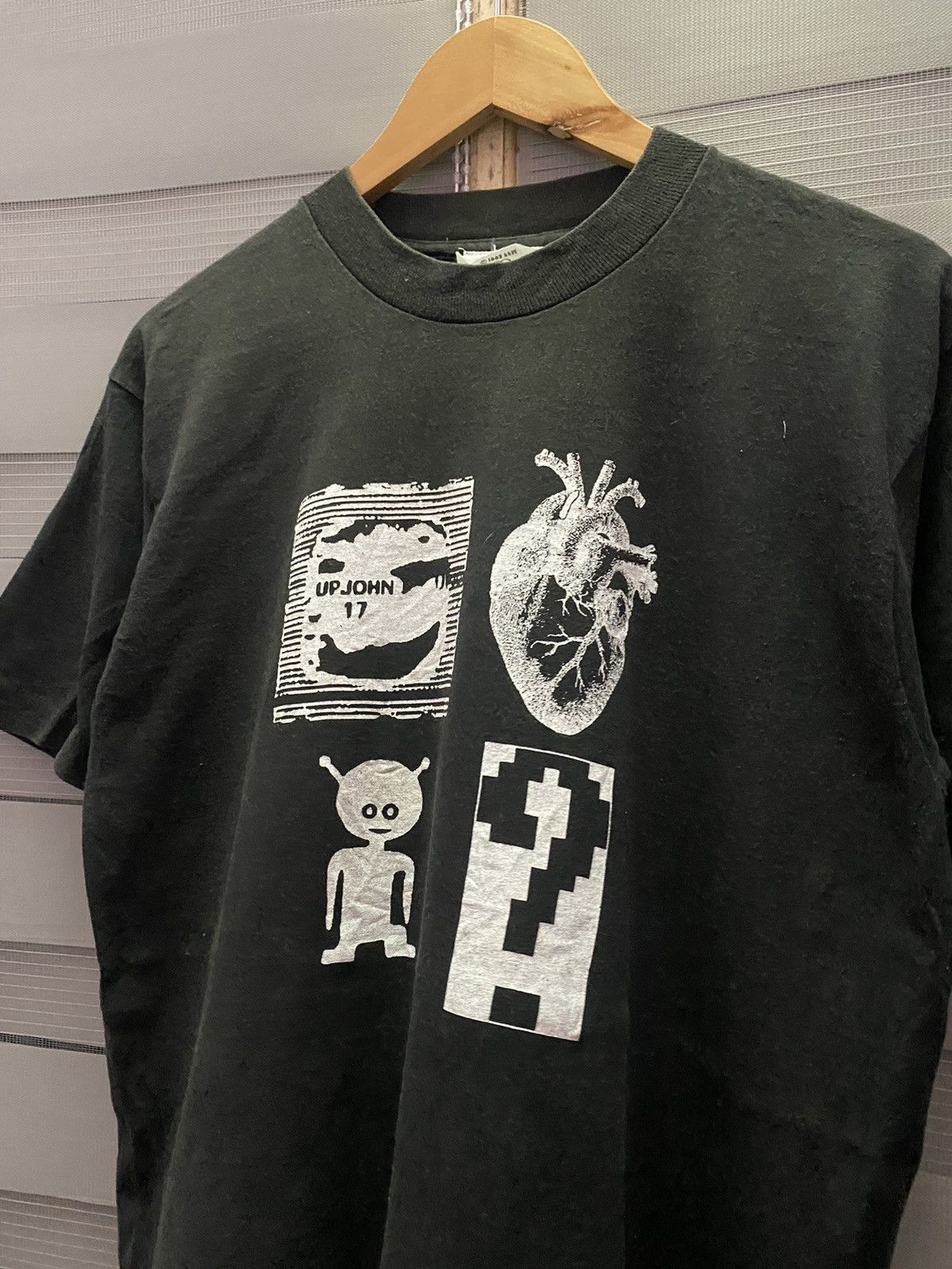 Band Tees Vintage 1993 FFM Anatomy Japanese Brand Size US M / EU 48-50 / 2 - 2 Thumbnail