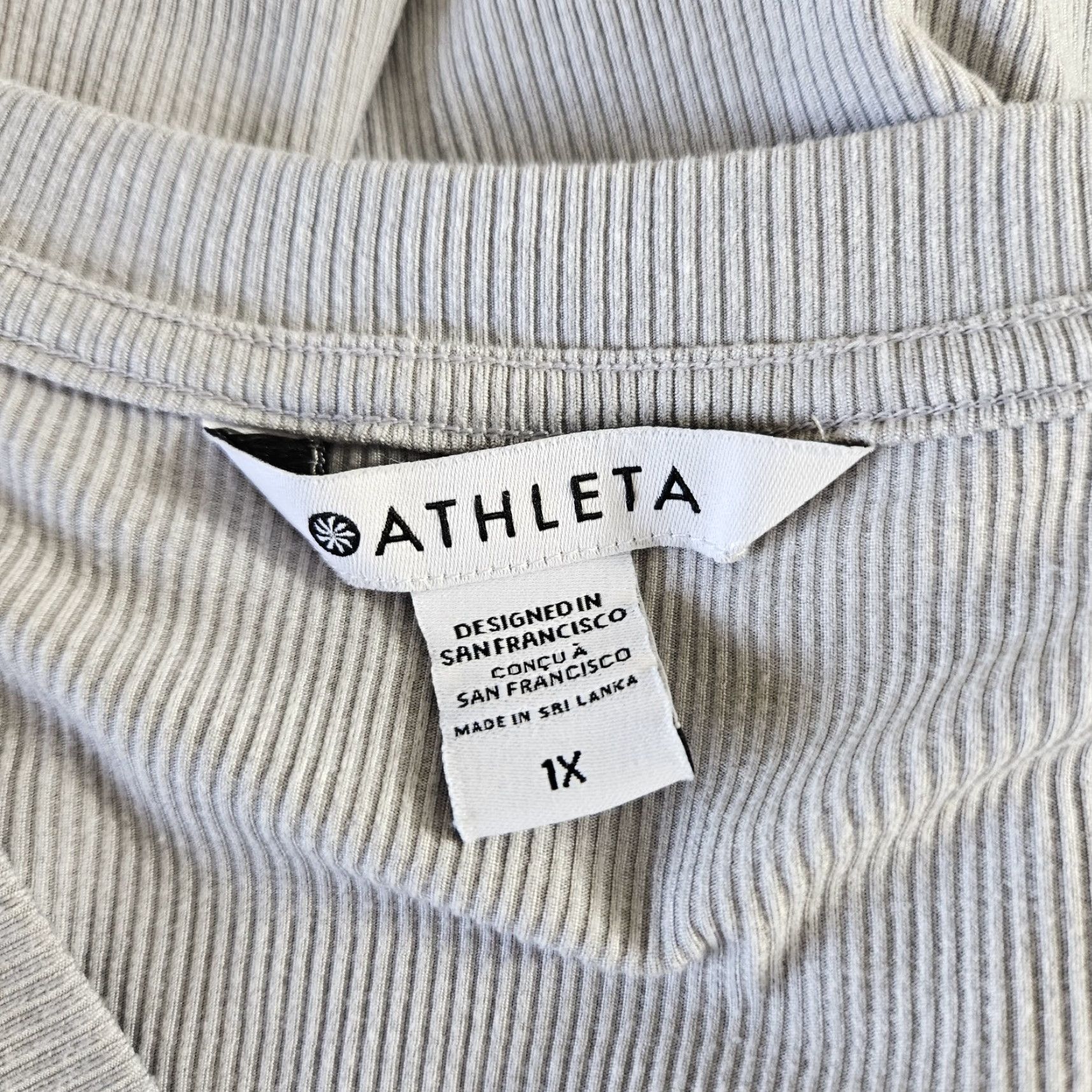 Athleta Athleta Womens Uptempo Ribbed Henley Top Sz 1X Gray Long Sleeve Size XL / US 12-14 / IT 48-50 - 5 Thumbnail