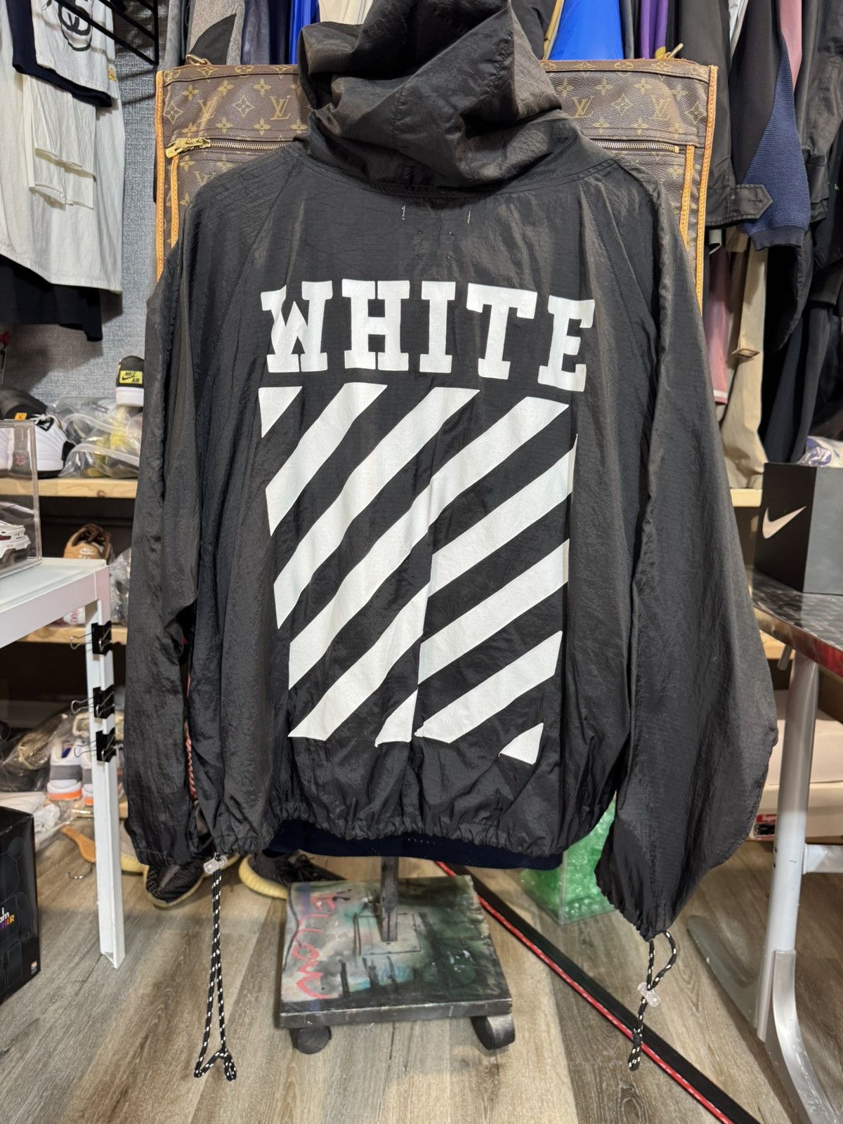 Off-White OFF-WHITE ©️2015 Aronak 1/4 zip Distressed original owner M Size US M / EU 48-50 / 2 - 1 Thumbnail