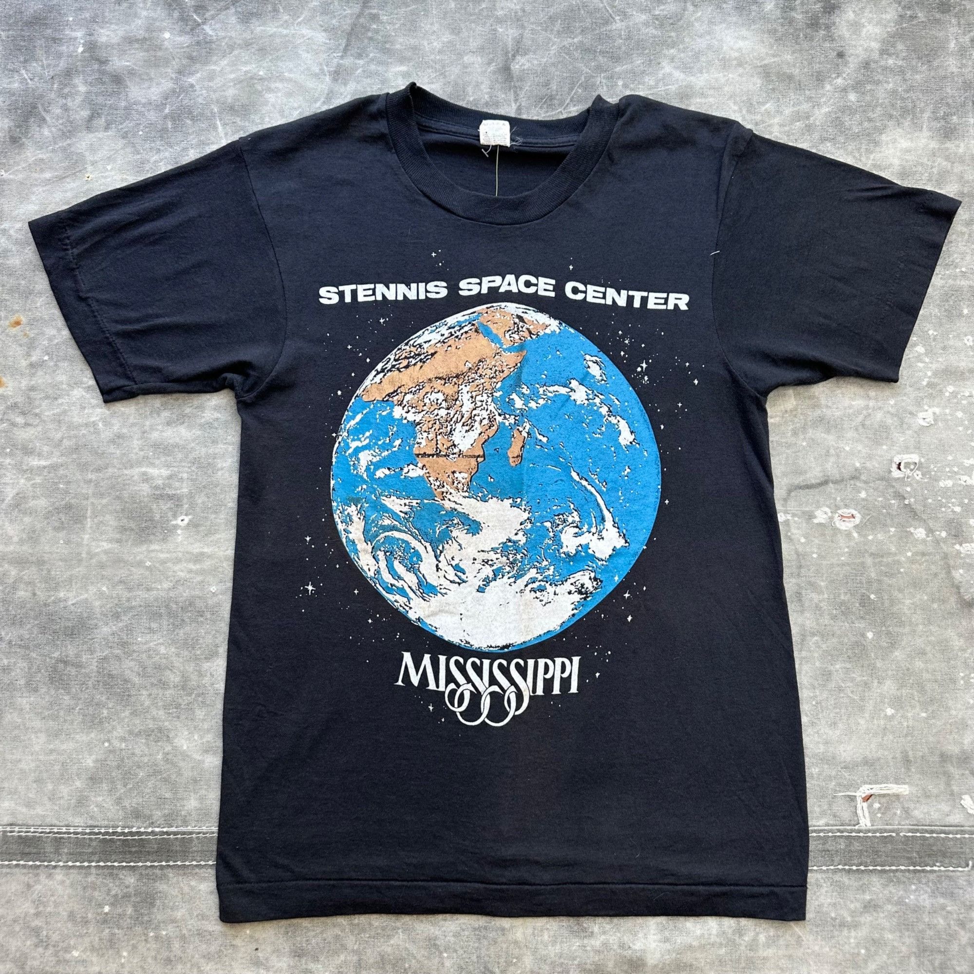 Vintage Vintage 80s Stennis Space Center Mississippi Shirt Size US S / EU 44-46 / 1 - 1 Thumbnail