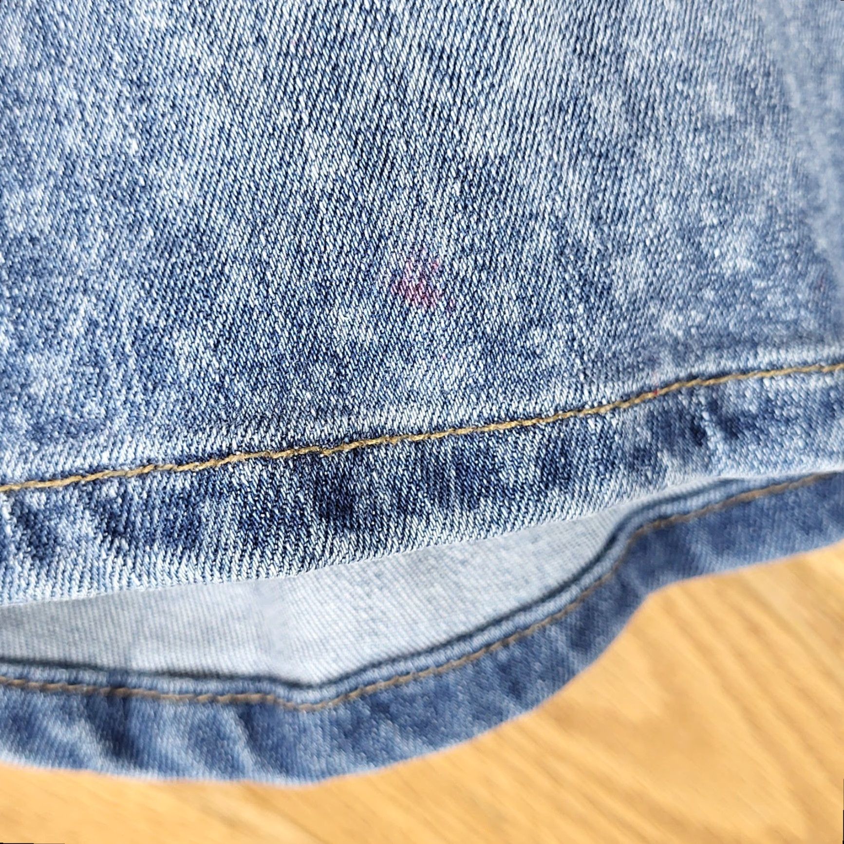 Chaps Chaps Denim Shorts Women 12 Star Print Stretch Medium Wash Blue Pockets Bermuda Casual Everyday 5-Pocket USA Womens Size 34" / US 12 / IT 48 - 6 Thumbnail