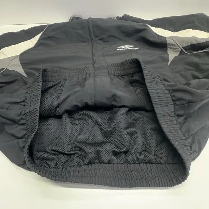 Balenciaga SS23 Loose Collar Zip Jacket 0079-2507