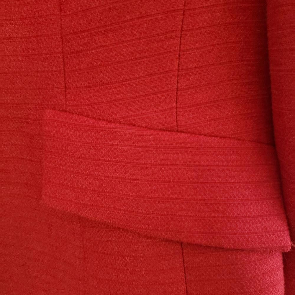 Designer CT1018a Kasper vintage red two piece ladies petite suit Size M / US 6-8 / IT 42-44 - 6 Thumbnail