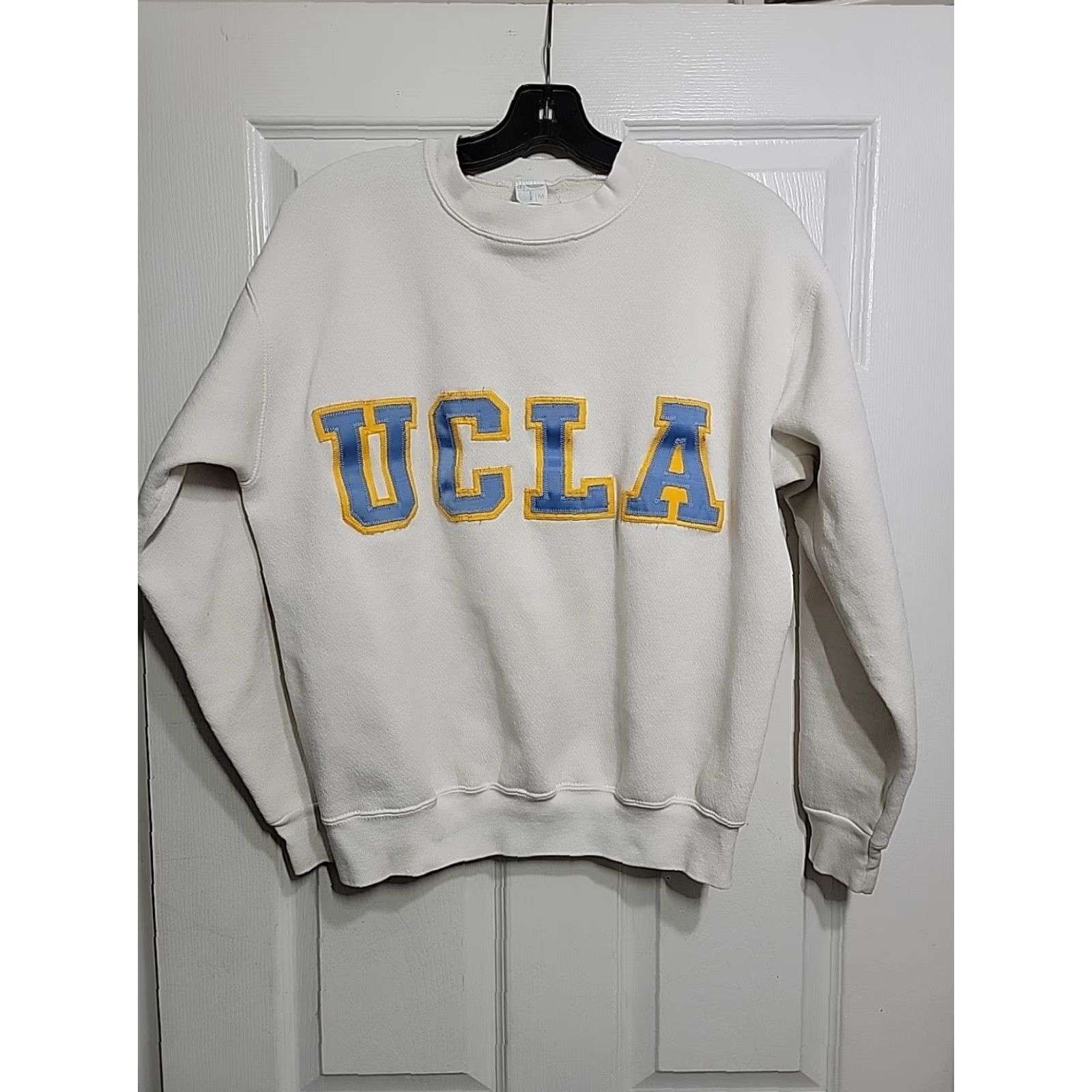 Vintage VINTAGE UCLA University Crewneck Sweatshirt Men M Artex Yellow Blue White Size US M / EU 48-50 / 2 - 2 Thumbnail