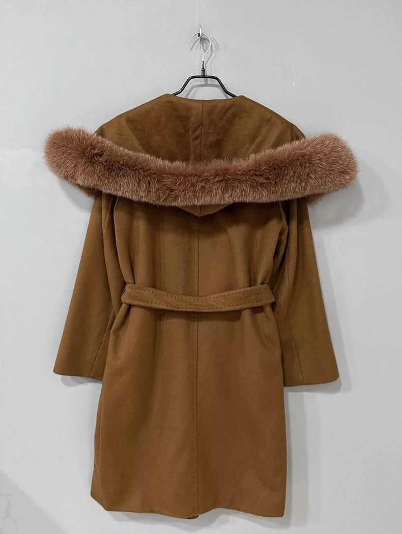Max Mara Max Mara Wool coat with fur collar Size L / US 10 / IT 46 - 3 Thumbnail