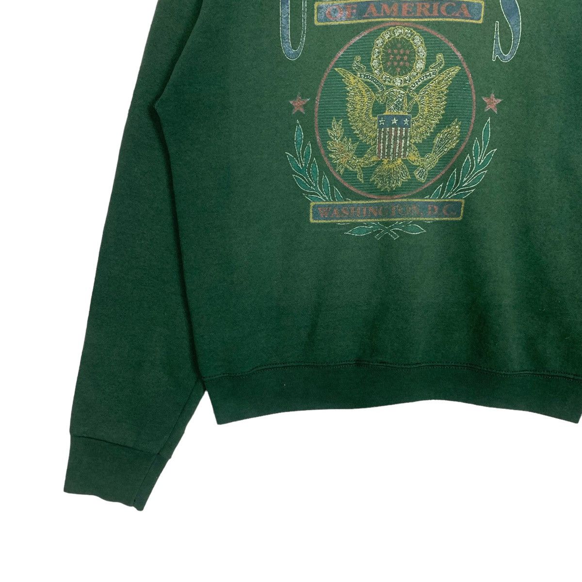 Vintage Vintage Fruit of The loom Front Logo USA Crewneck Sweatshirt Size US M / EU 48-50 / 2 - 4 Thumbnail