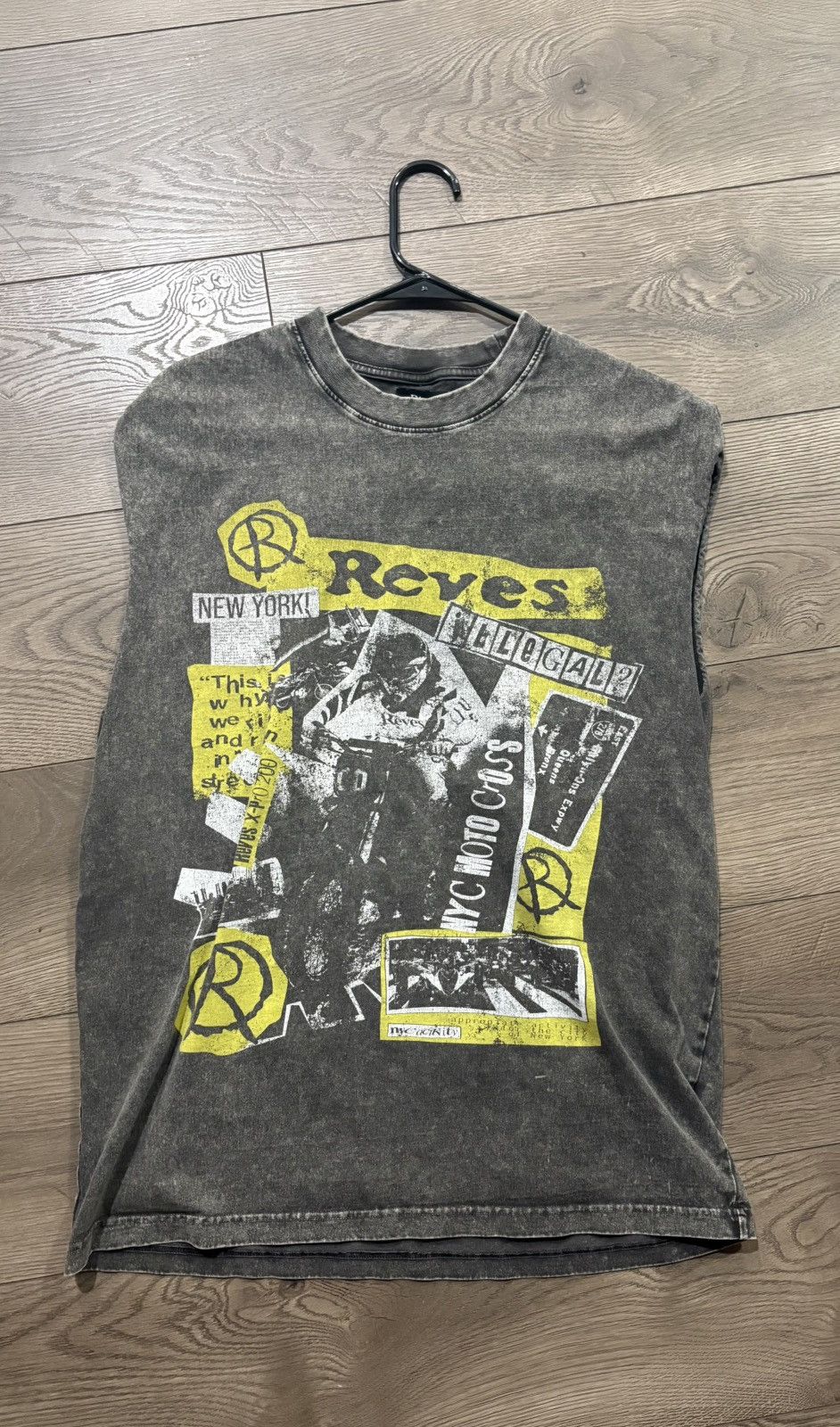 Reves Paris Reves Paris New York Racing Tank Size US L / EU 52-54 / 3 - 1 Thumbnail