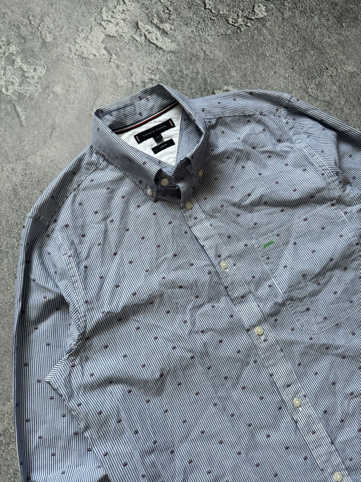 Designer × Tommy Hilfiger Tommy Hilfiger monogram striped shirt button up long sleeve Size US M / EU 48-50 / 2 - 2 Thumbnail