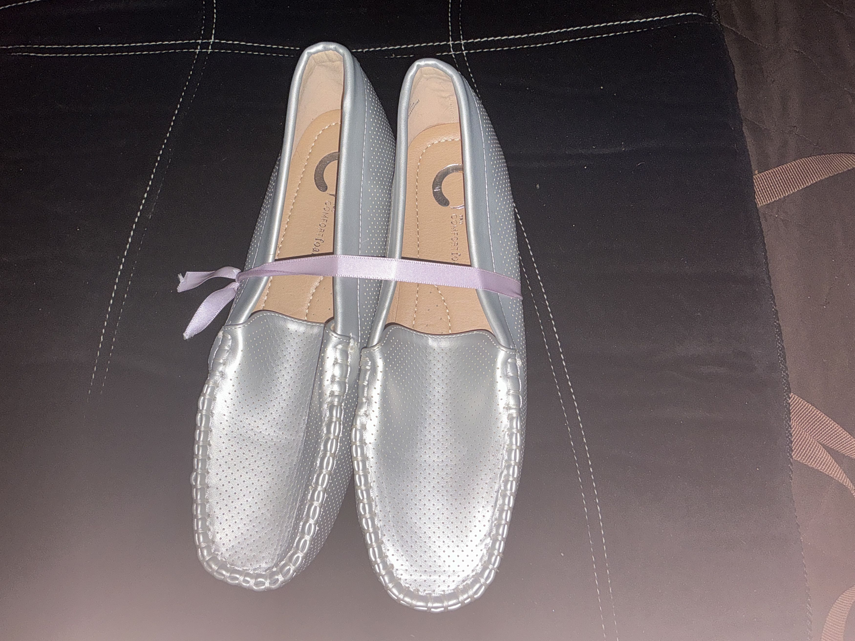 Other Silver Comfortfear Loafers Size 8 -, $40 OBO! Size US 8 / IT 38 - 7 Thumbnail