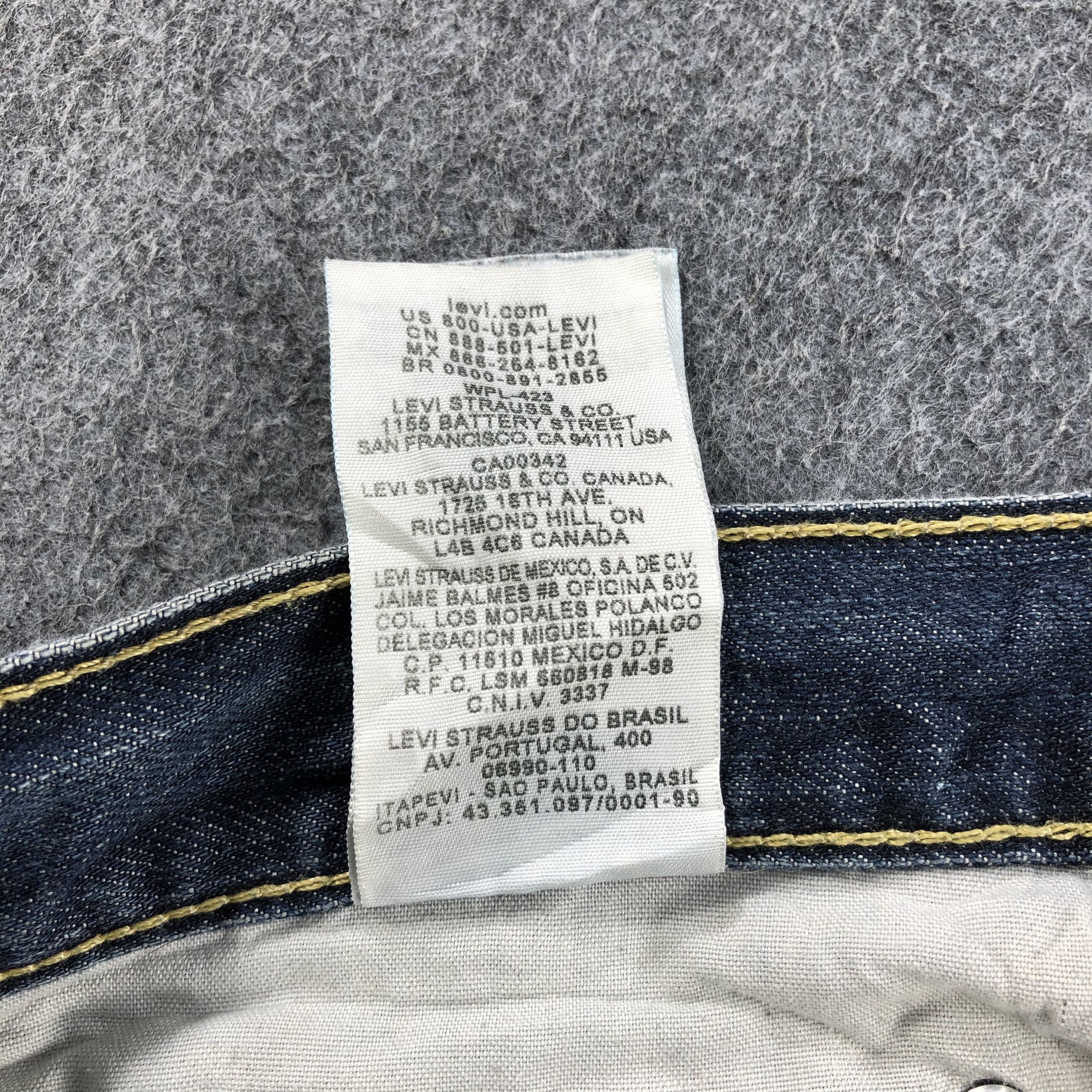 Levi's Vintage Distress Levis 569 Jeans-J915 Size US 35 - 12 Thumbnail