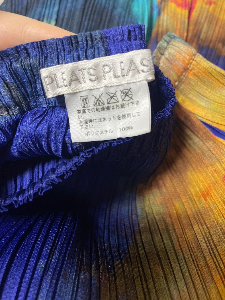 Issey Miyake Issey Miyake A half skirt with a starry blue background Size 25" / US 0 / IT 36 - 5 Thumbnail