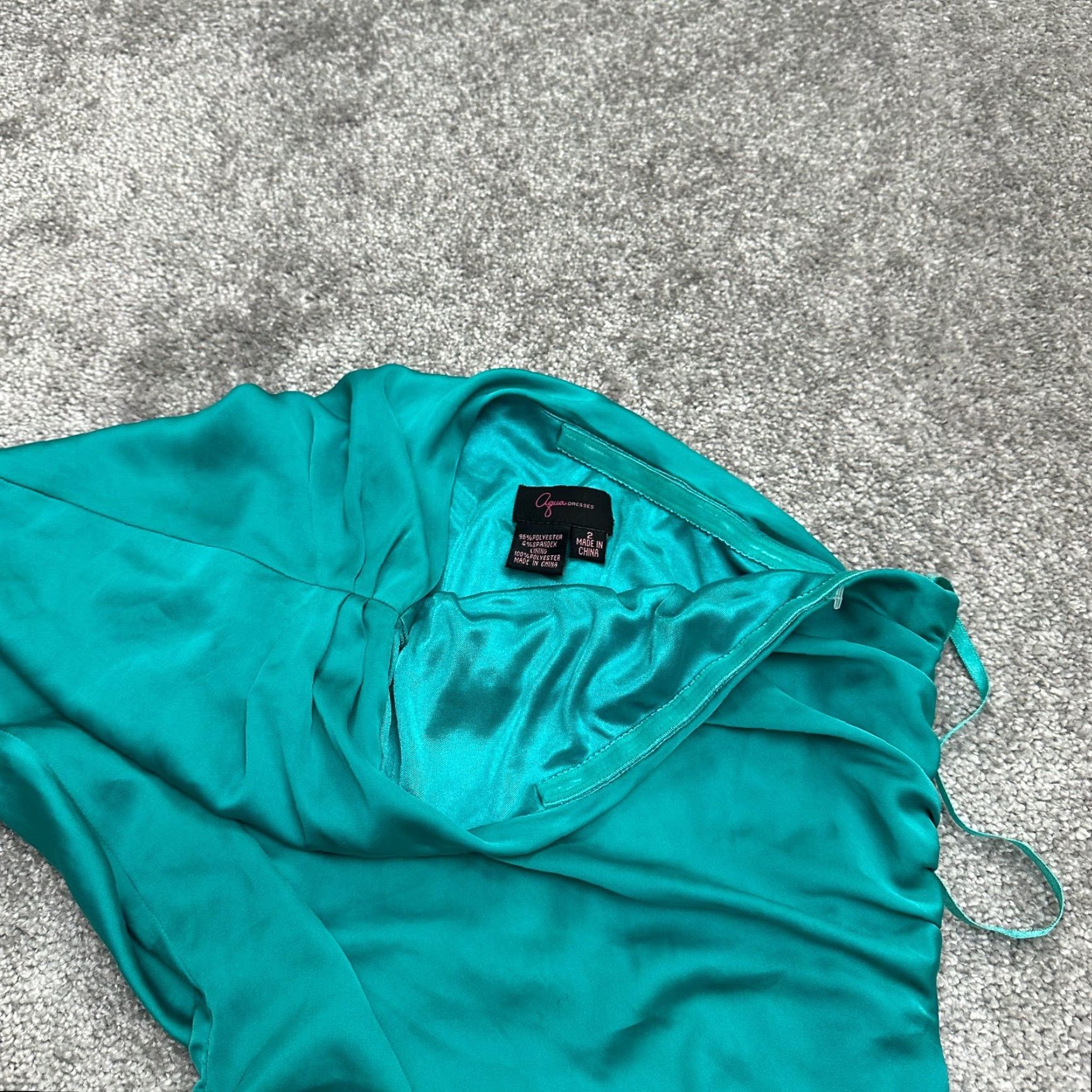 AQUA Aqua Satin Asymmetric Mini Dress Womens 2 Green Ruched Party Dress Short Sleeve One Shoulder Bodycon Pencil Dress Size XS / US 0-2 / IT 36-38 - 4 Thumbnail