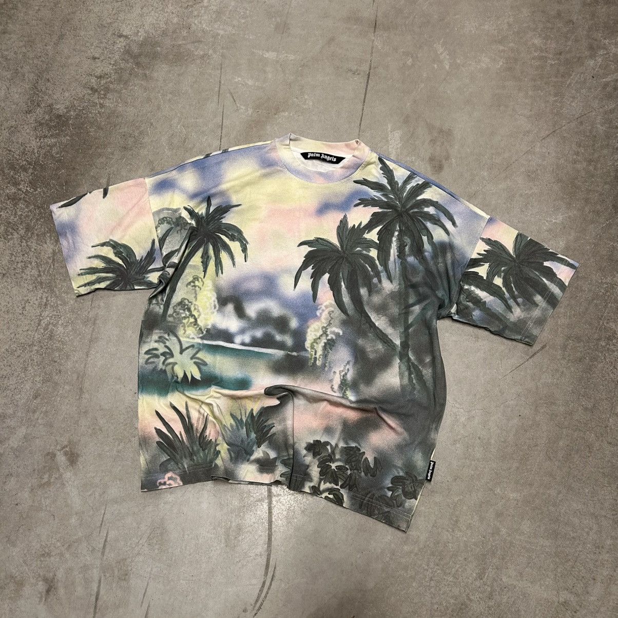 Palm Angels Palm Angels Trees Logo T-shirt Fullprint Multicolour Boxy Size US M / EU 48-50 / 2 - 1 Thumbnail