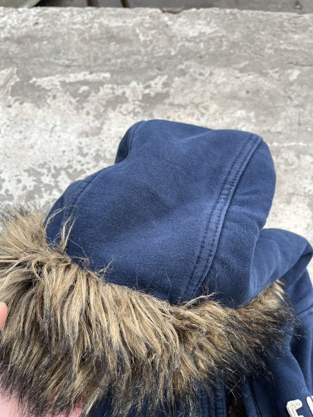Abercrombie & Fitch Japanese Abercrombie Fitch Fur Faux Faded Y2K Zip Hoodie Size US L / EU 52-54 / 3 - 17 Thumbnail