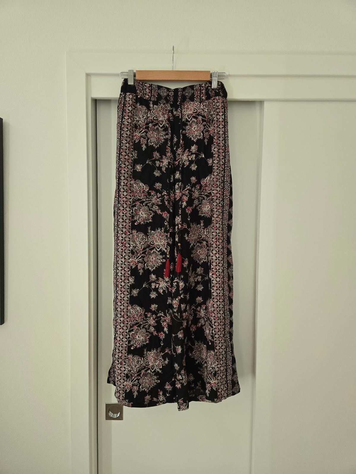 Other Francesca's Collection Flowy Wide Leg Boho Pants Size 28" / US 6 / IT 42 - 1 Thumbnail