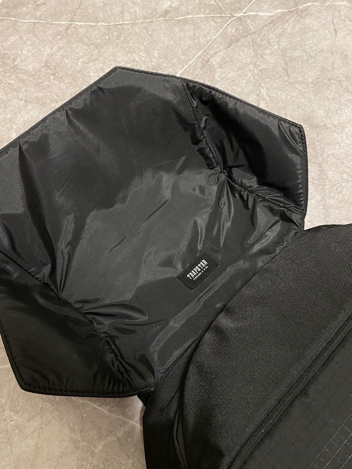Designer × Trapstar London Trapsar of London Nylon Backpack 'It's a Secret' Cross Bag Size ONE SIZE - 9 Thumbnail