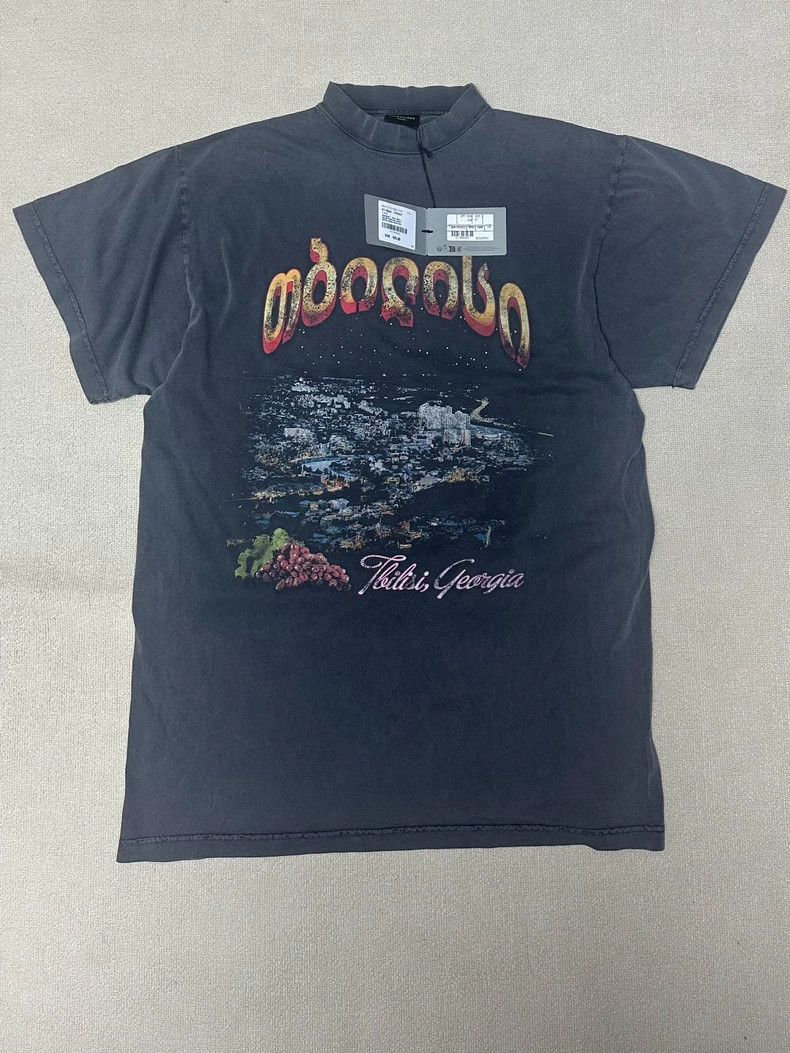 Balenciaga Balenciaga 25 Georgian Tbilisi Night View Loose Short Sleev Size US S / EU 44-46 / 1 - 1 Thumbnail