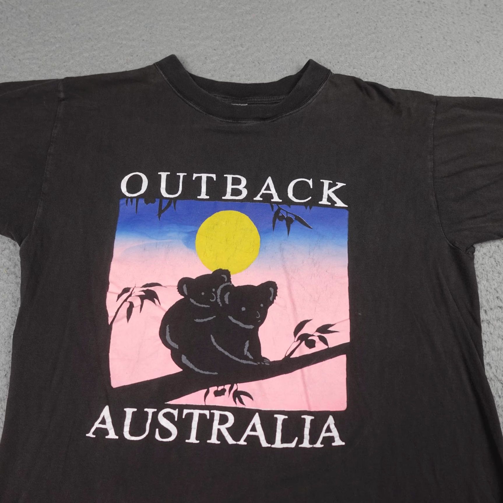 Vintage VINTAGE Outback Australia Shirt Mens M Black Koala Sunset Graphic Retro Size US M / EU 48-50 / 2 - 2 Thumbnail