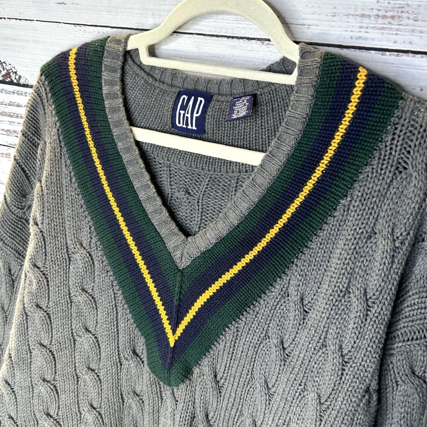 Gap VINTAGE Gap Cable Knit Cr icket Tennis Pullover V-Neck Sweater Heavyweight Large Size US L / EU 52-54 / 3 - 3 Thumbnail