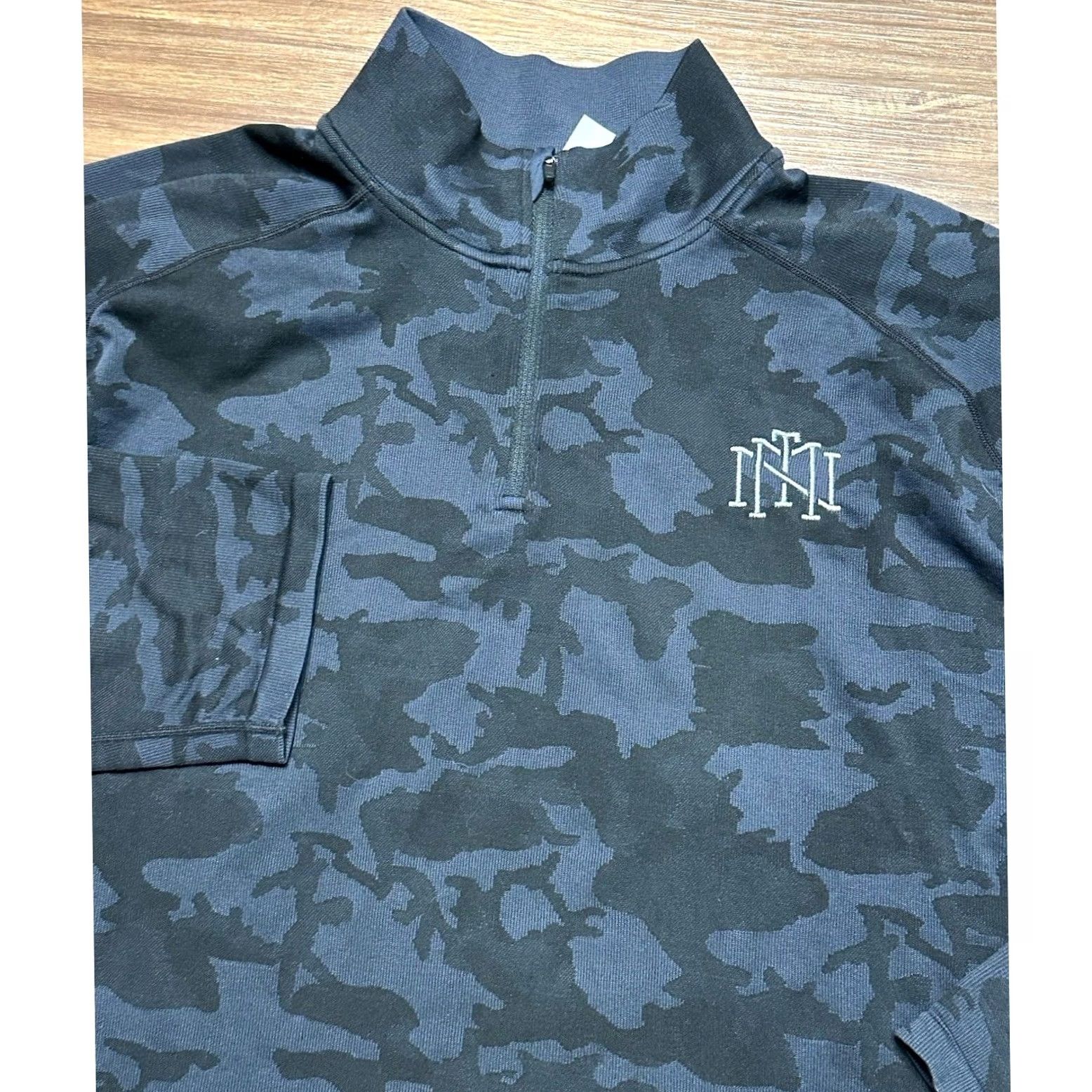 Vintage UNRL Golf Mens XL Gray Black Camo Rival Quarter Zip Pullover Mock Neck Long Sleeve Logo Activewear Pullover Size US XL / EU 56 / 4 - 2 Thumbnail