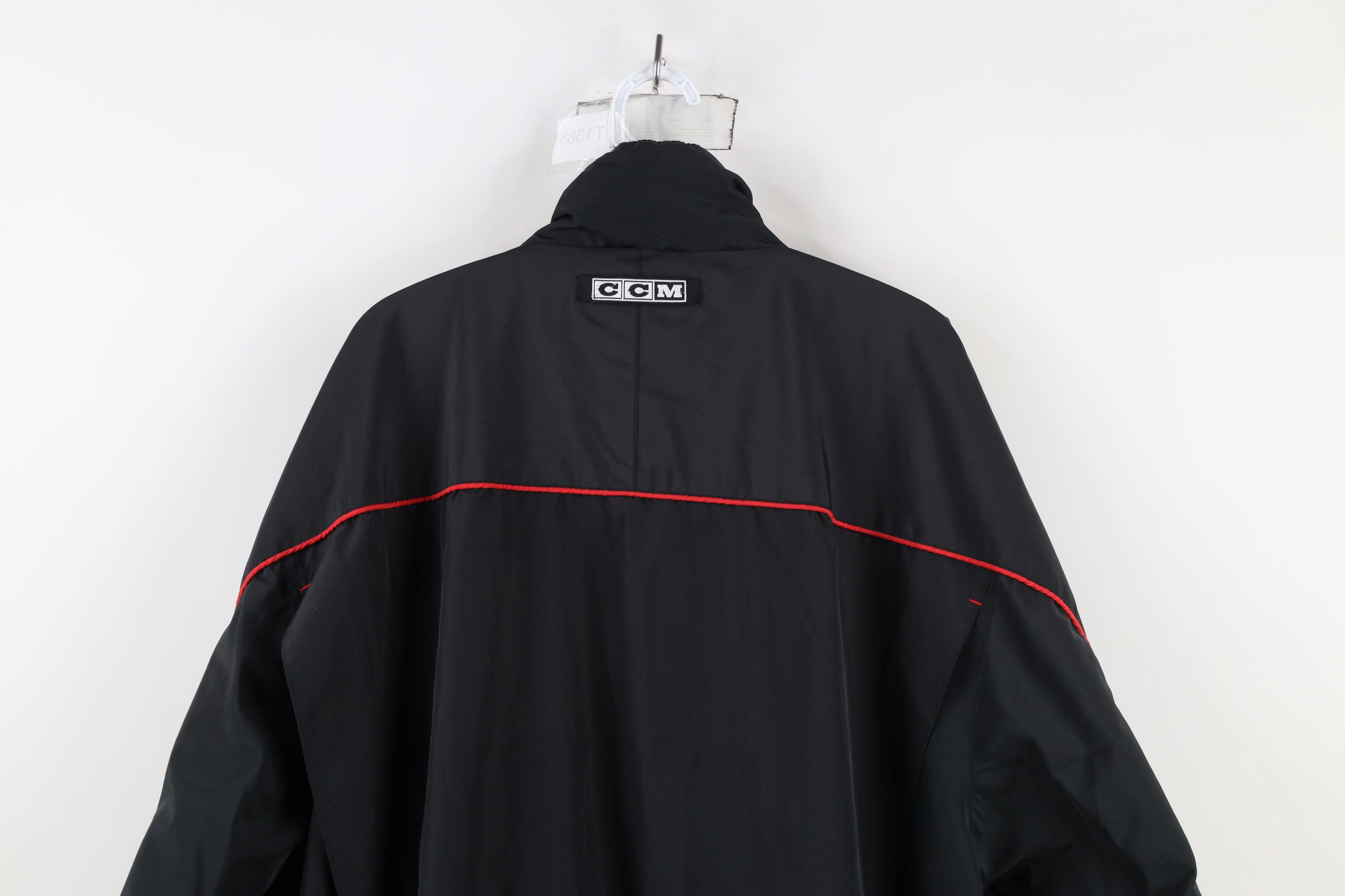 Vintage Vintage CCM Detroit Red Wings Hockey Full Zip Jacket Black Size US XL / EU 56 / 4 - 17 Thumbnail