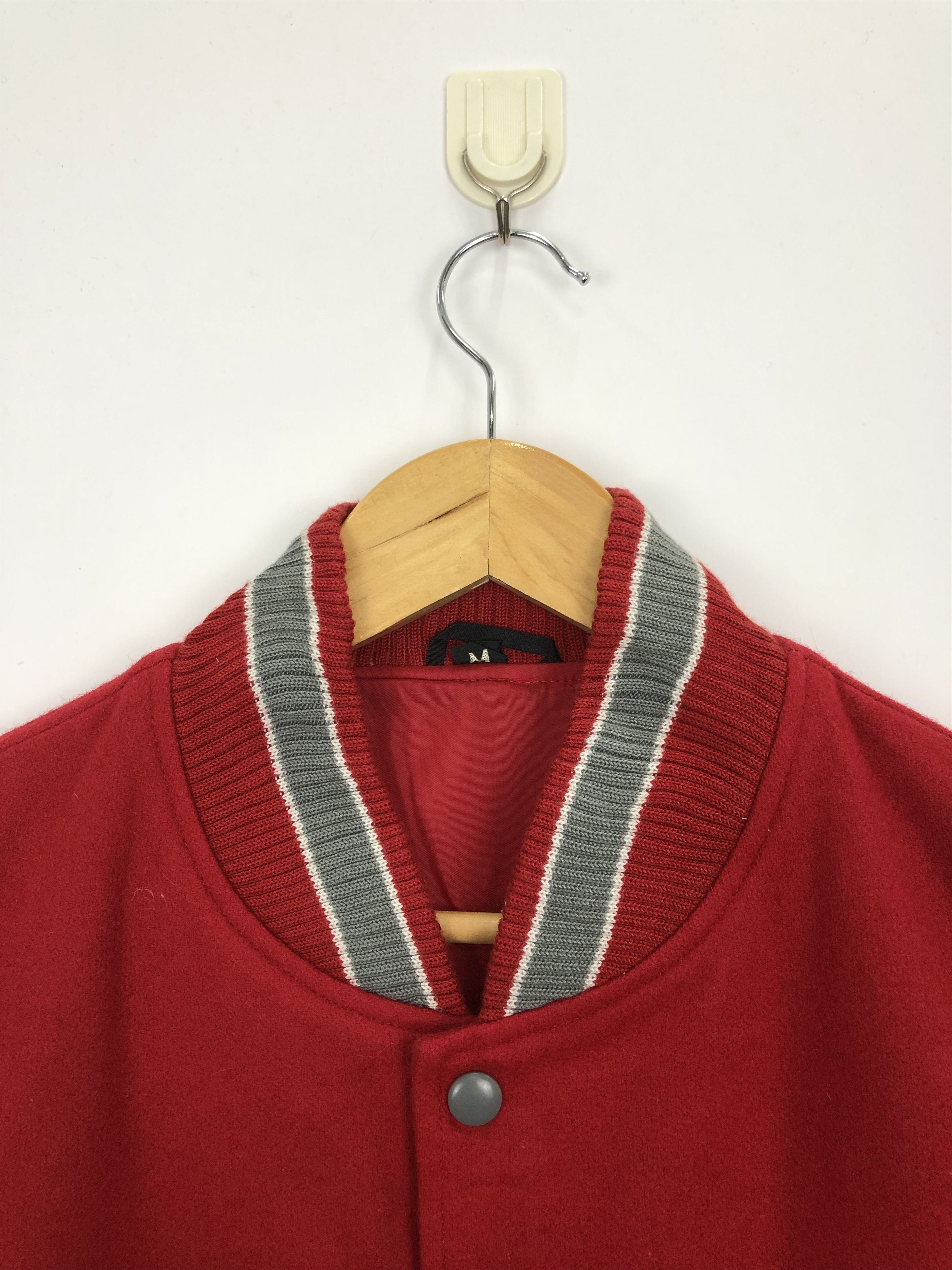 Japanese Brand Vintage 90s Japanese Brand Wool Varsity Jacket Red V0349 Size US M / EU 48-50 / 2 - 7 Thumbnail