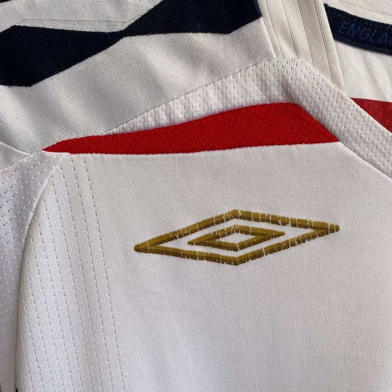 Umbro × Vintage Vintage Umbro England 2007 National Soccer team jersey Size US M / EU 48-50 / 2 - 4 Thumbnail