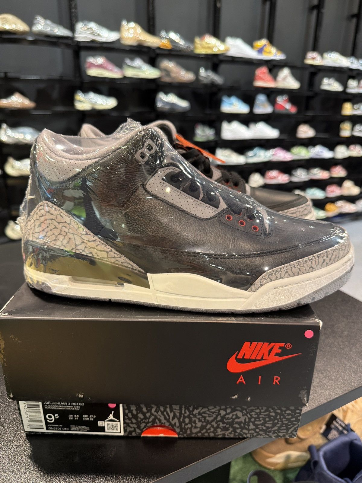 Jordan Brand Jordan 3 Black cements Size-9.5 Brand New Quick Ship Size US 9.5 / EU 42-43 - 3 Thumbnail