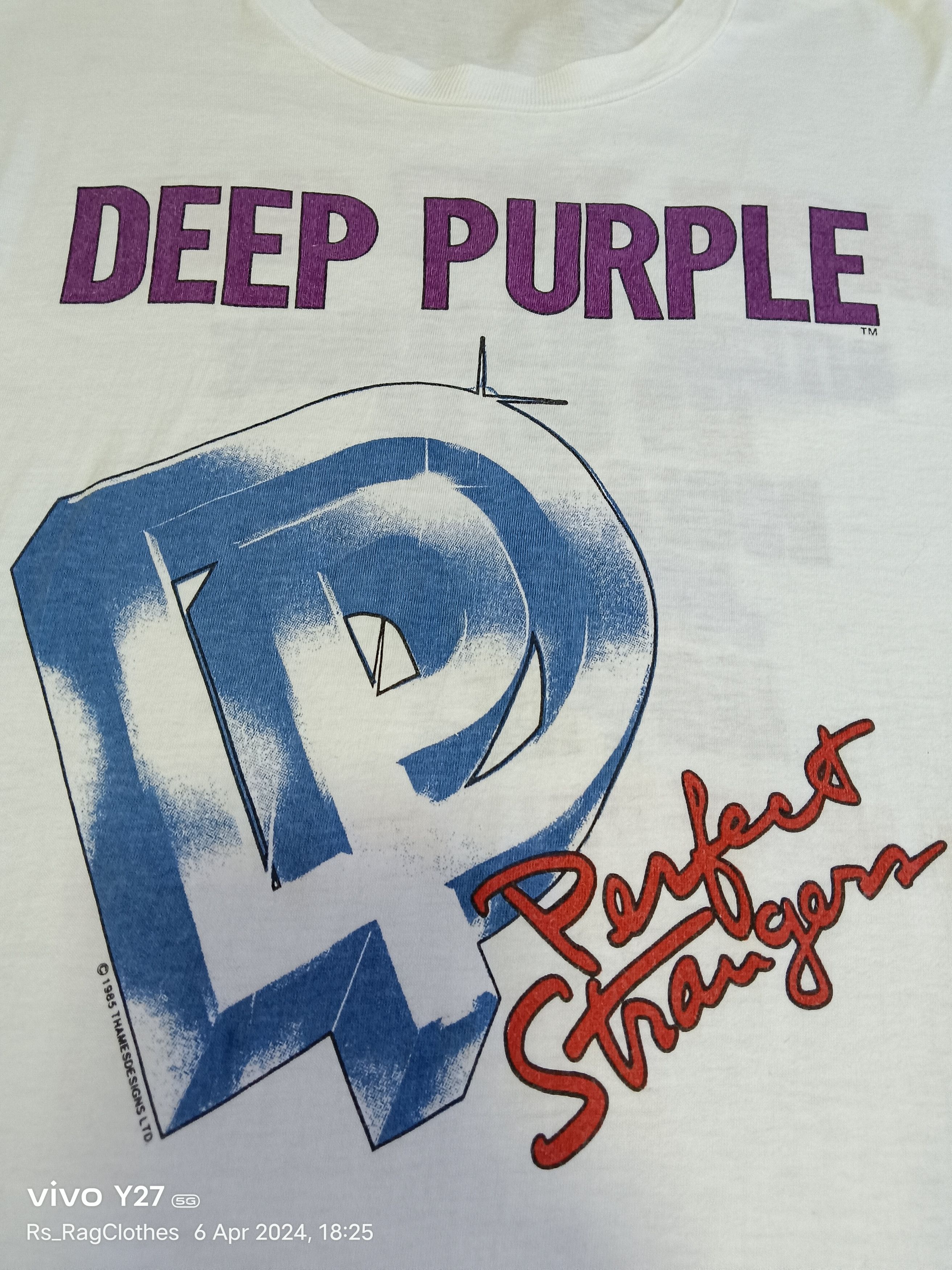 Band Tees VINTAGE DEEP PURPLE TOUR TEE Size US S / EU 44-46 / 1 - 3 Thumbnail