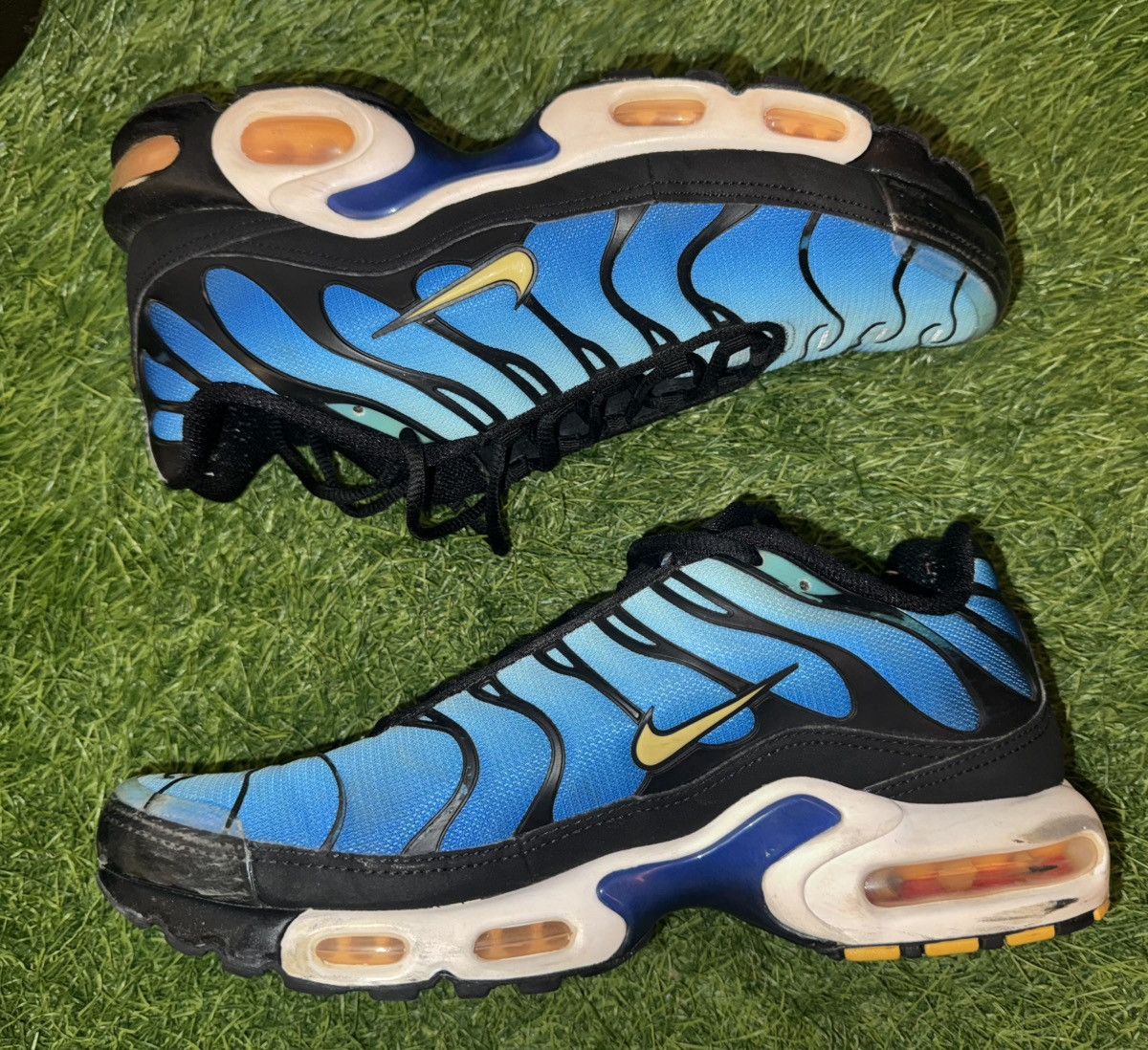 Nike Nike Plus TN Sneakers- Hyper Blue (BQ4629-003) Size US 9.5 / EU 42-43 - 1 Thumbnail