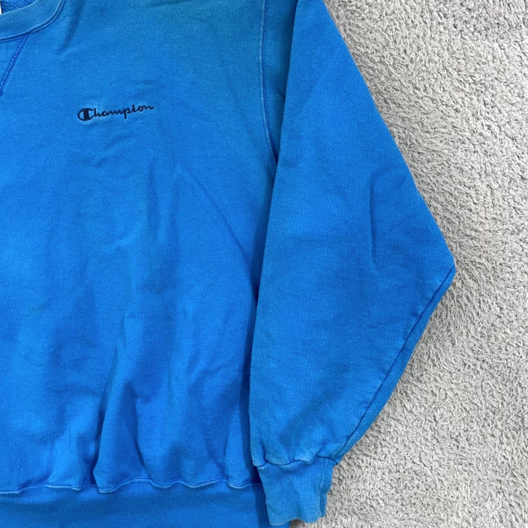 Champion VINTAGE Champion Sweatshirt 2XL Blue 90s Spell Out Logo Pullover Shirt Men Women Unisex Adults Graphic Print Knitted Cotton Blend Casual Sportswear Size US XXL / EU 58 / 5 - 5 Thumbnail