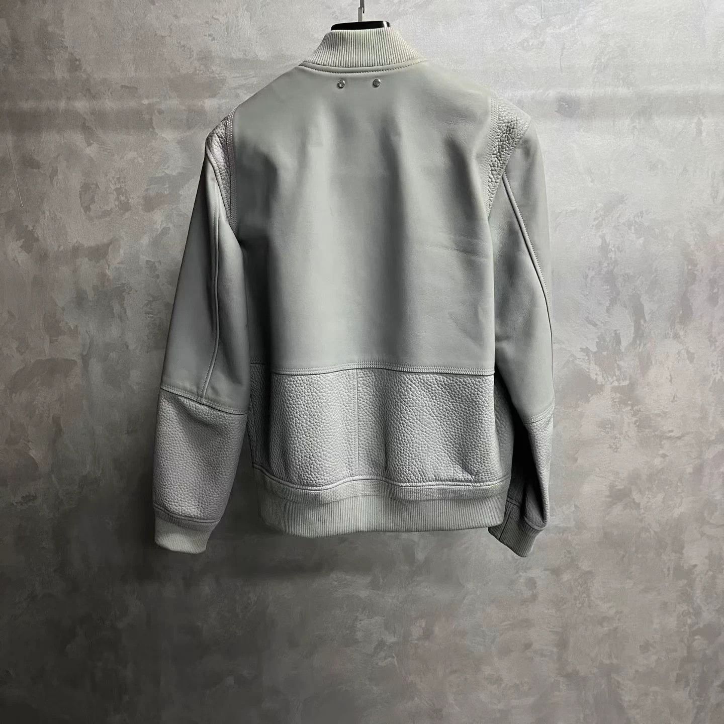 Louis Vuitton Louis Vuitton Gray Comfortable Lambskin Zip Jacket Size US S / EU 44-46 / 1 - 2 Thumbnail